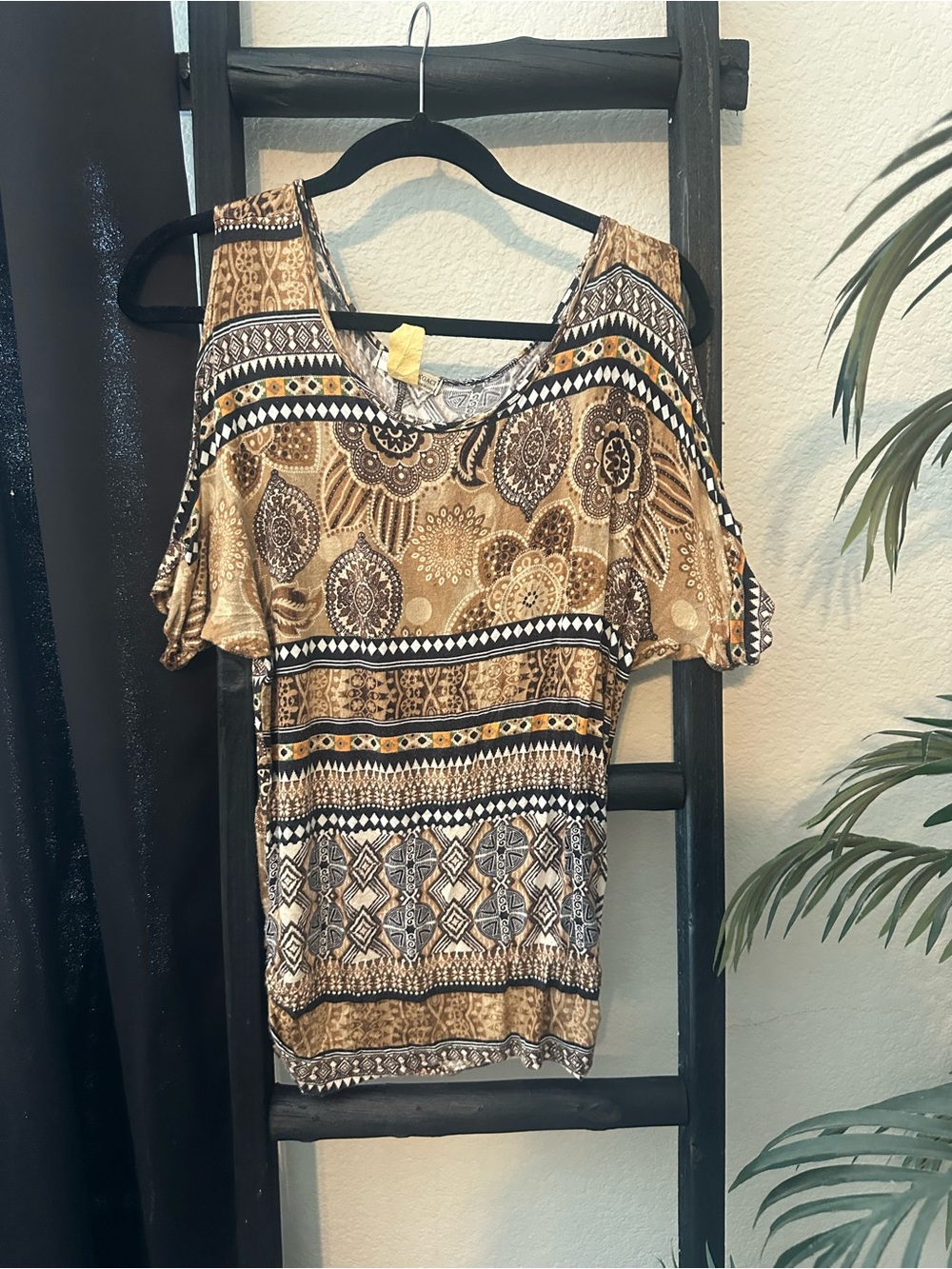 a'gaci Gold and Black Cold-Shoulder Boho Print Tunic